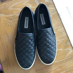 Steve Madden quilted shoes
